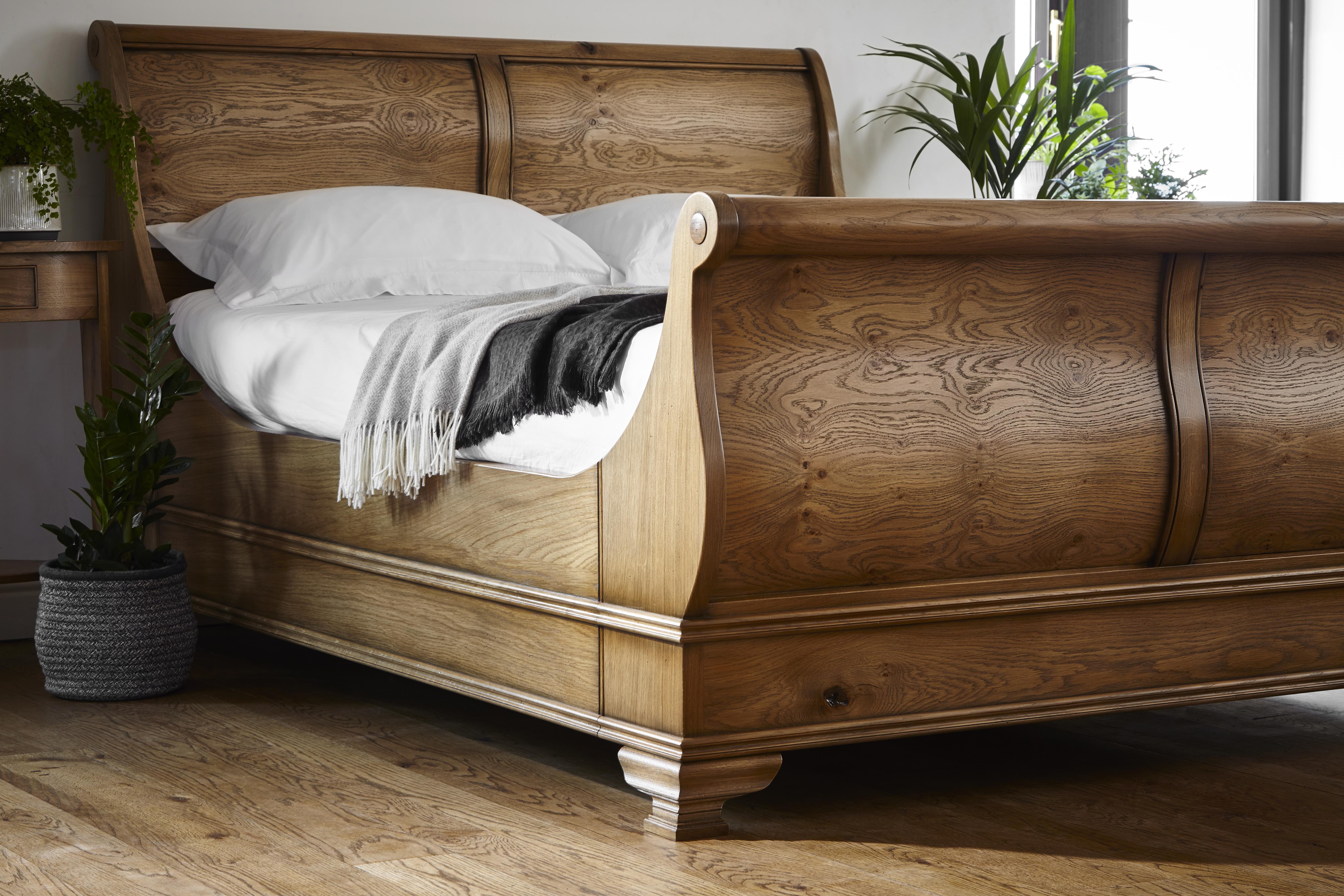 Lyon Deep Curved Panel Sleigh Bed