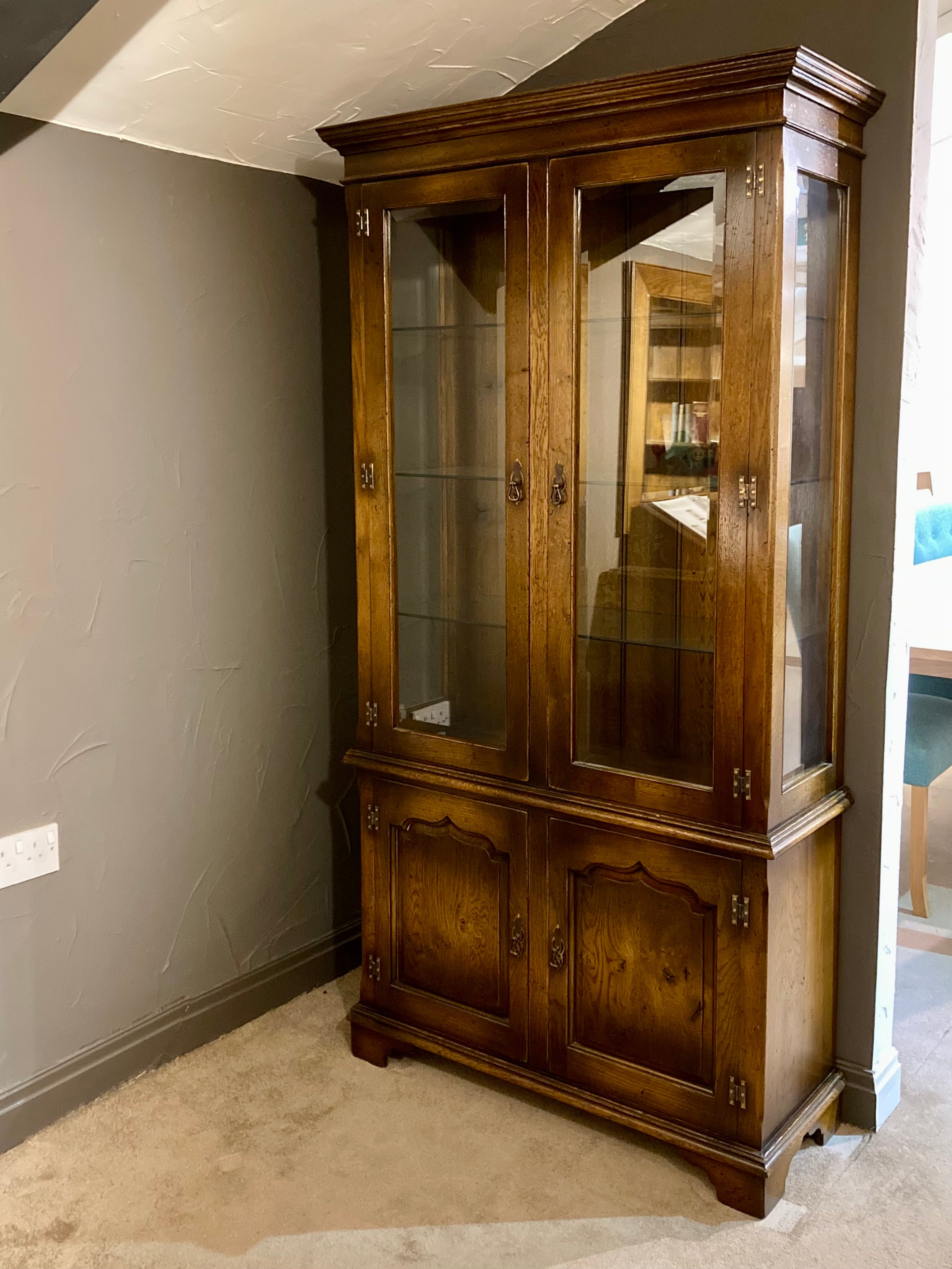 Canterbury Display Cabinet - Warm Oak