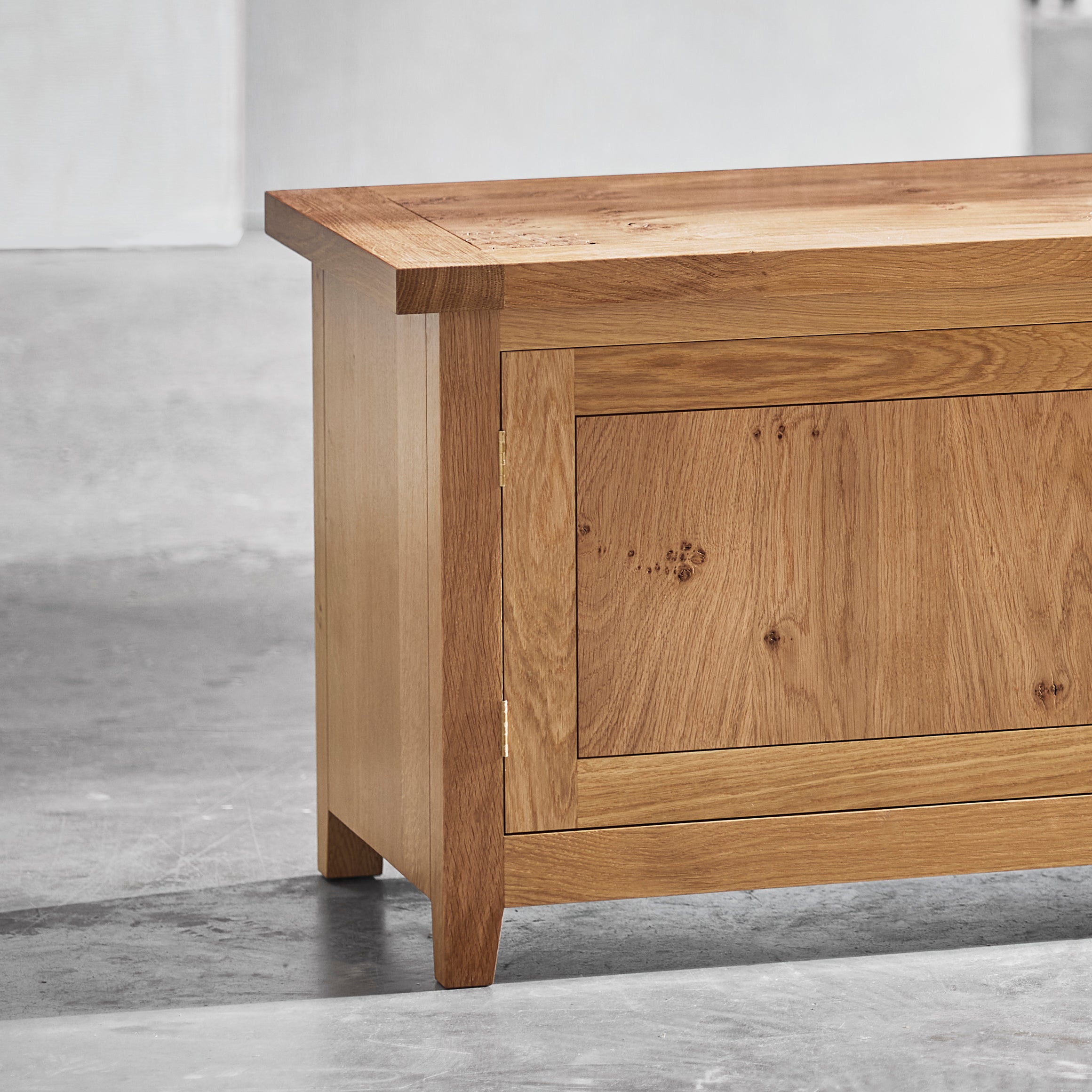Linton Low Media Unit with Cut Out Handles