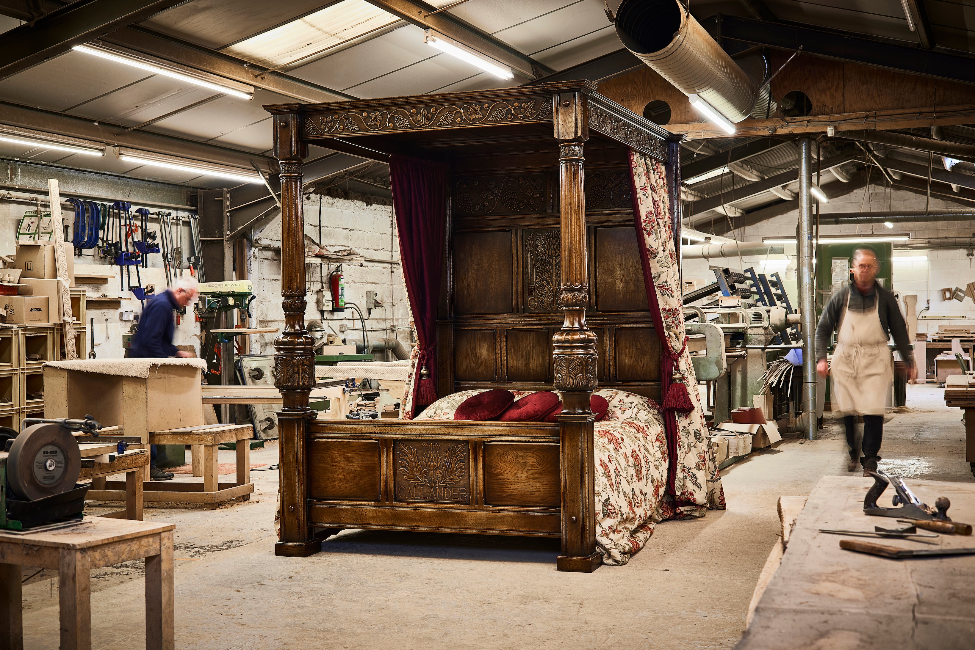 Balmoral Bespoke Carved Four Poster Bed – Royal Oak Furniture Company
