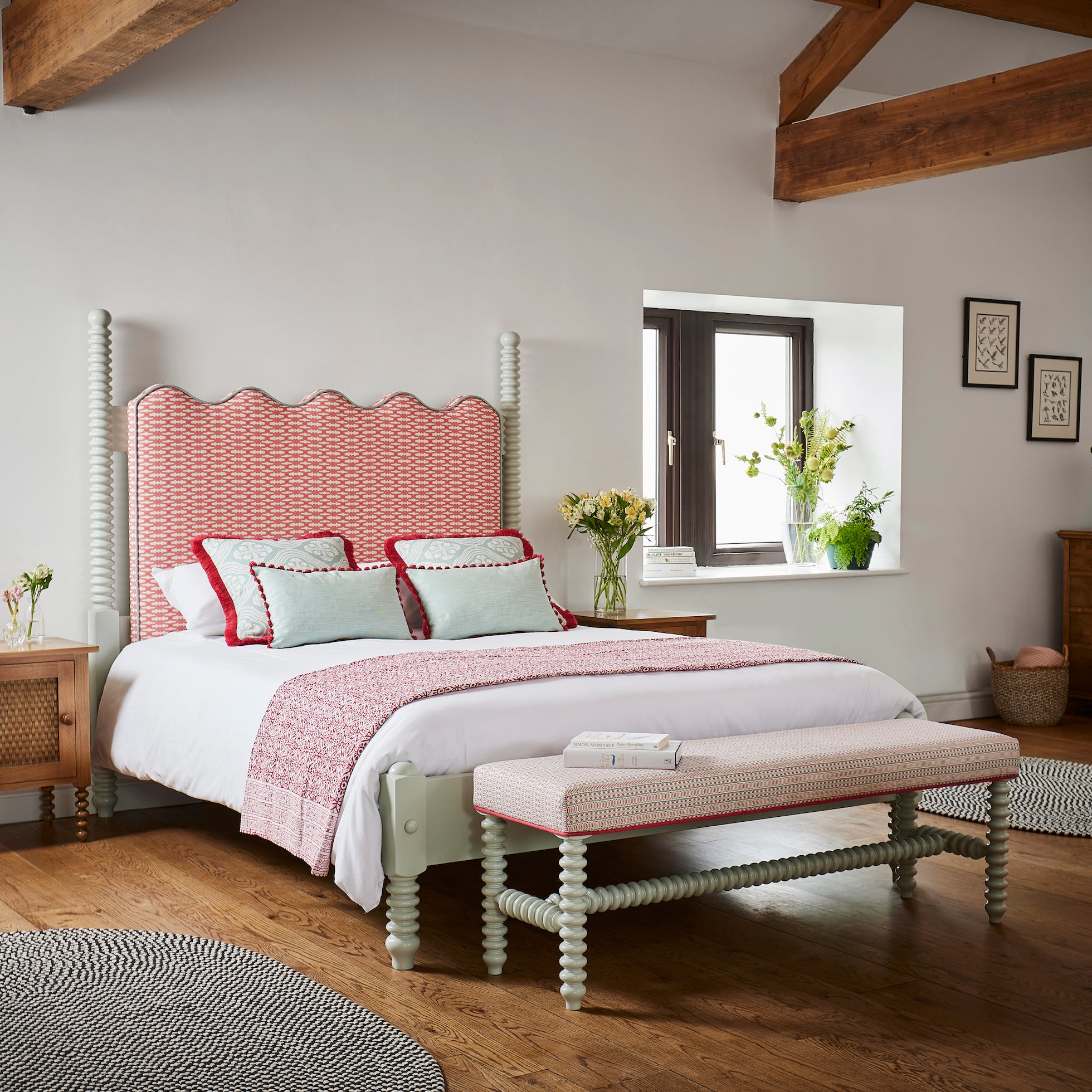 Hetton Upholstered Spindle Bed