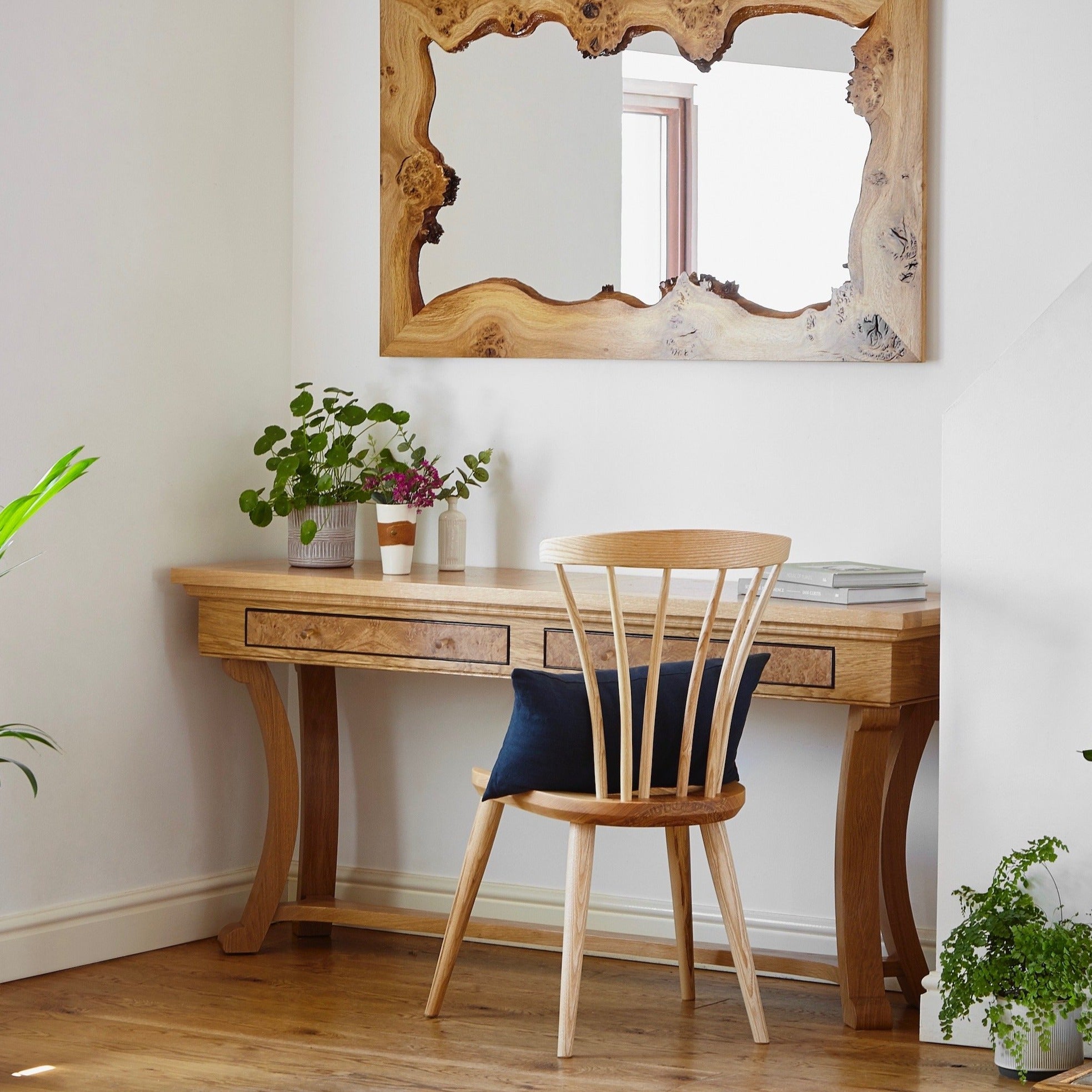 Knightsbridge Berkeley Console Table