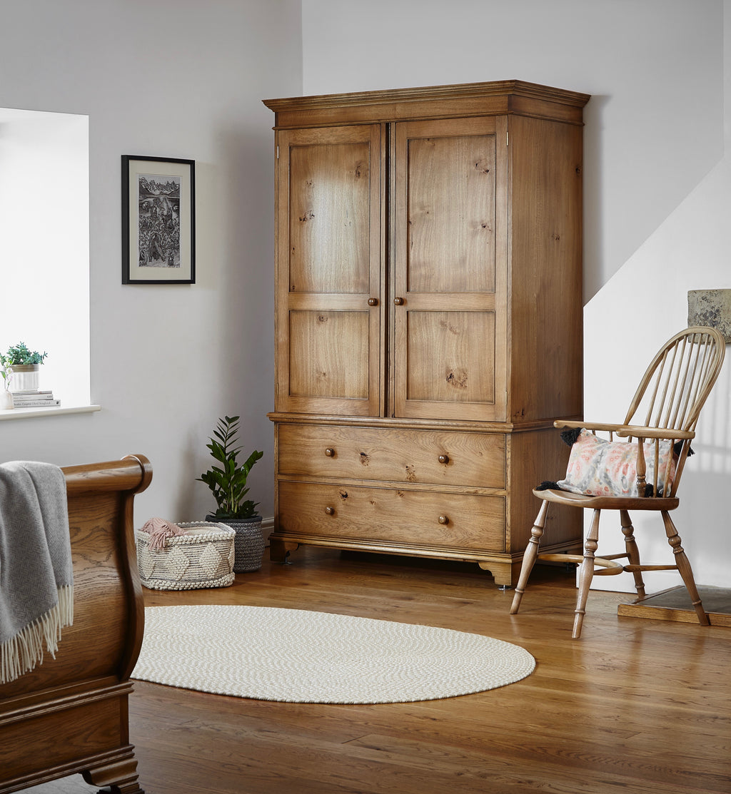 Lyon Wardrobe